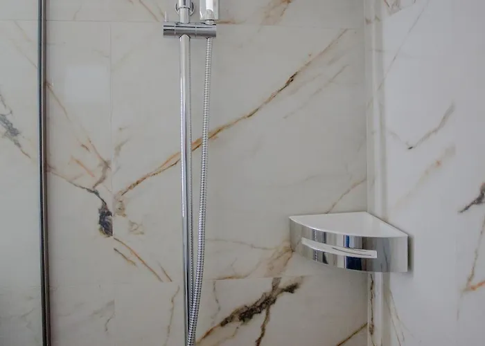 מלון דירות Onar Palace