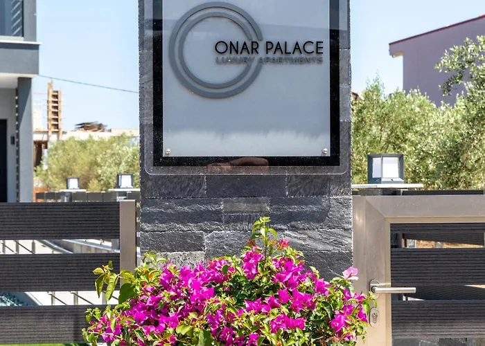 Hotel de apartamente Onar Palace Néa Péramos