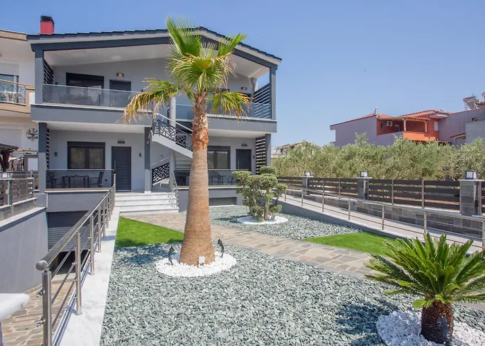 Onar Palace Néa Péramos